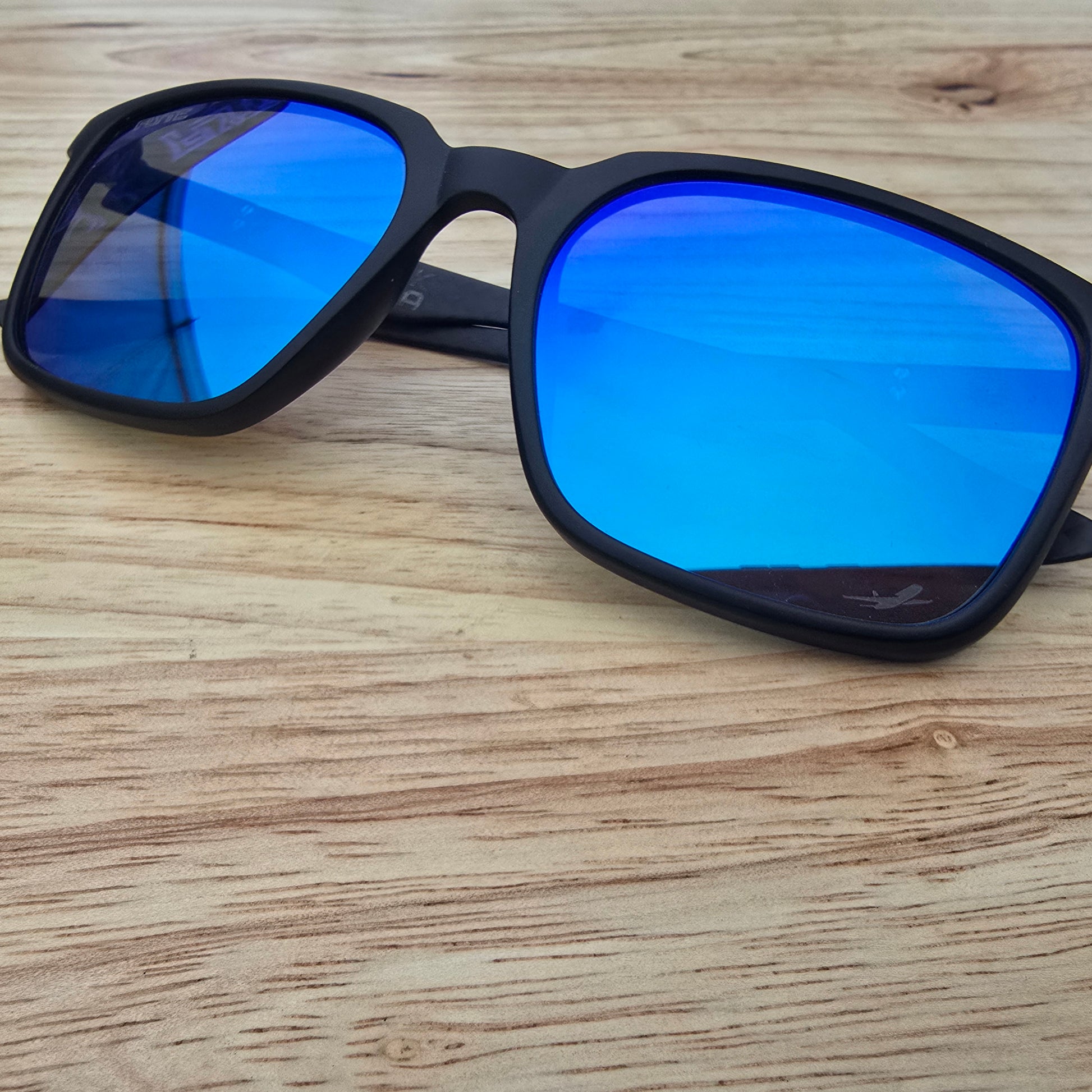 ECLIPSE | LAGOON (Non-polarised)